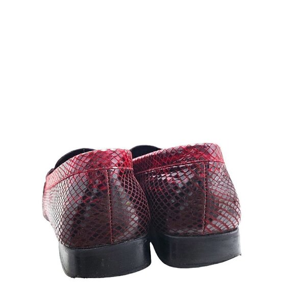 Stuart Weitzman Red Black Ombre Snakeskin Loafers - Picture 7 of 12
